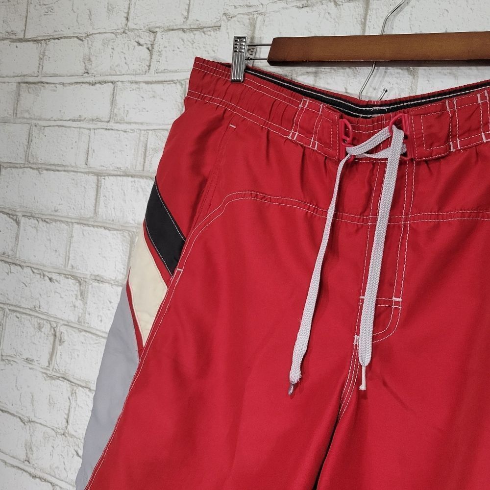 Speedo red swim trunks - Picture 4 of 12